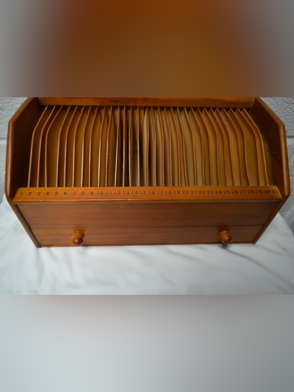Wooden Plate Rack Organizer in Brown - Classic Home Storage